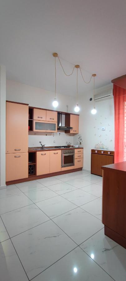 Mariposa Guest House Бари Екстериор снимка
