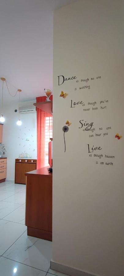 Mariposa Guest House Бари Екстериор снимка